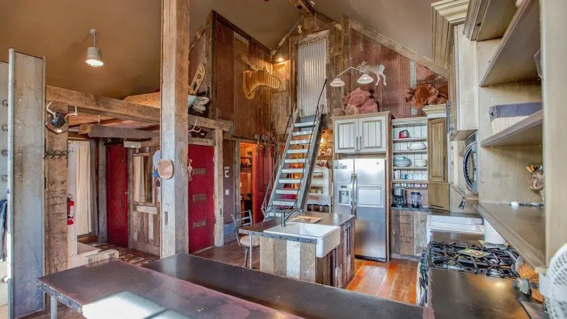 Downtown Grand Lake - 316 Grand Ave 2 Bedroom Home by RedAwning