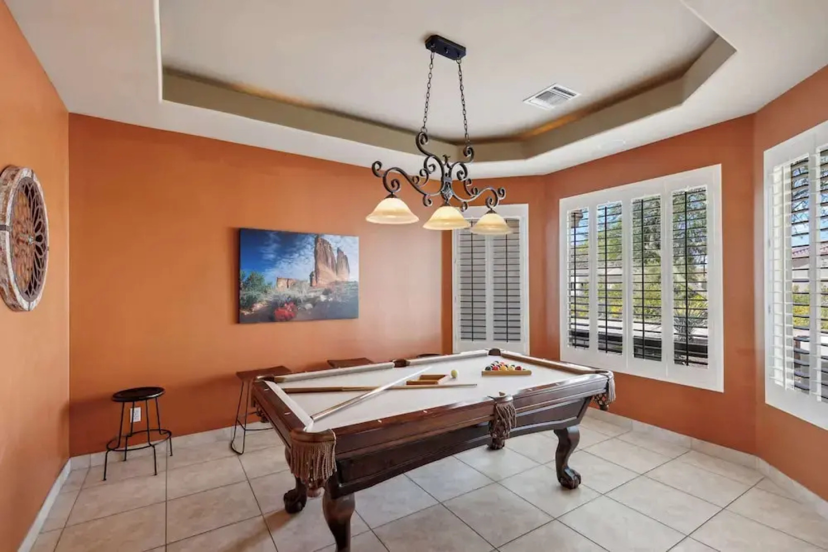 East Mesa Desert and Mountain Views: 5br, Pool