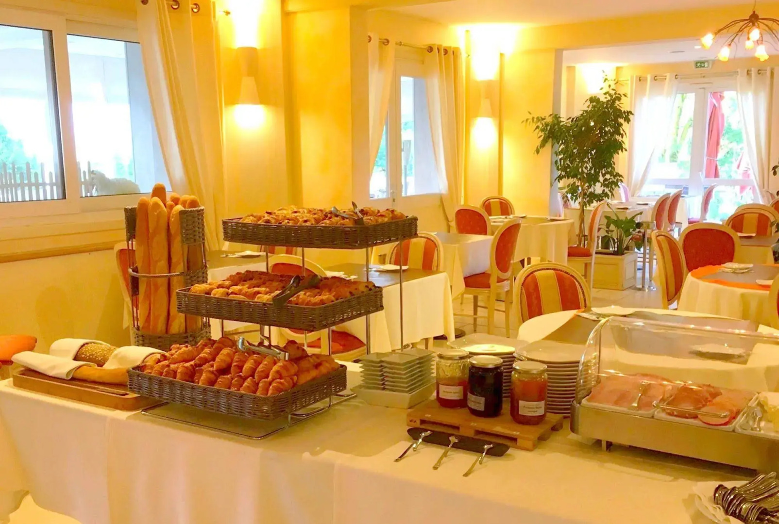 Hôtel Restaurant & Spa LE VAL MORET