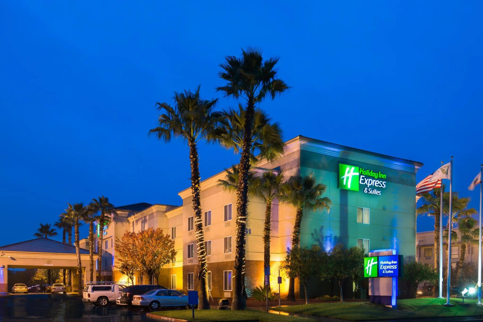 Holiday Inn Express Hotel & Suites Vacaville by IHG