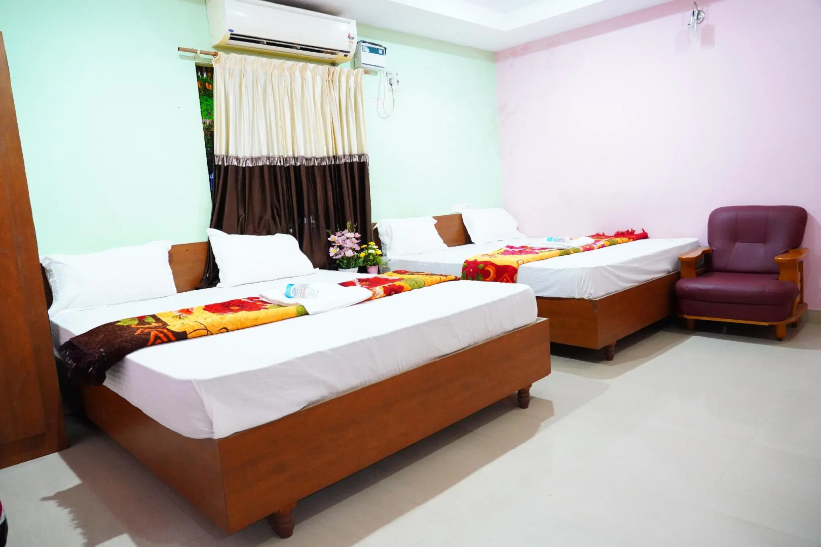 Sri Gokulam Guest House