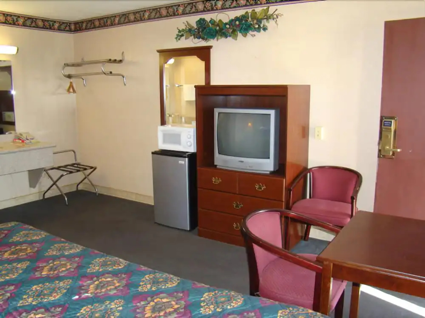 Desert Hills Motel