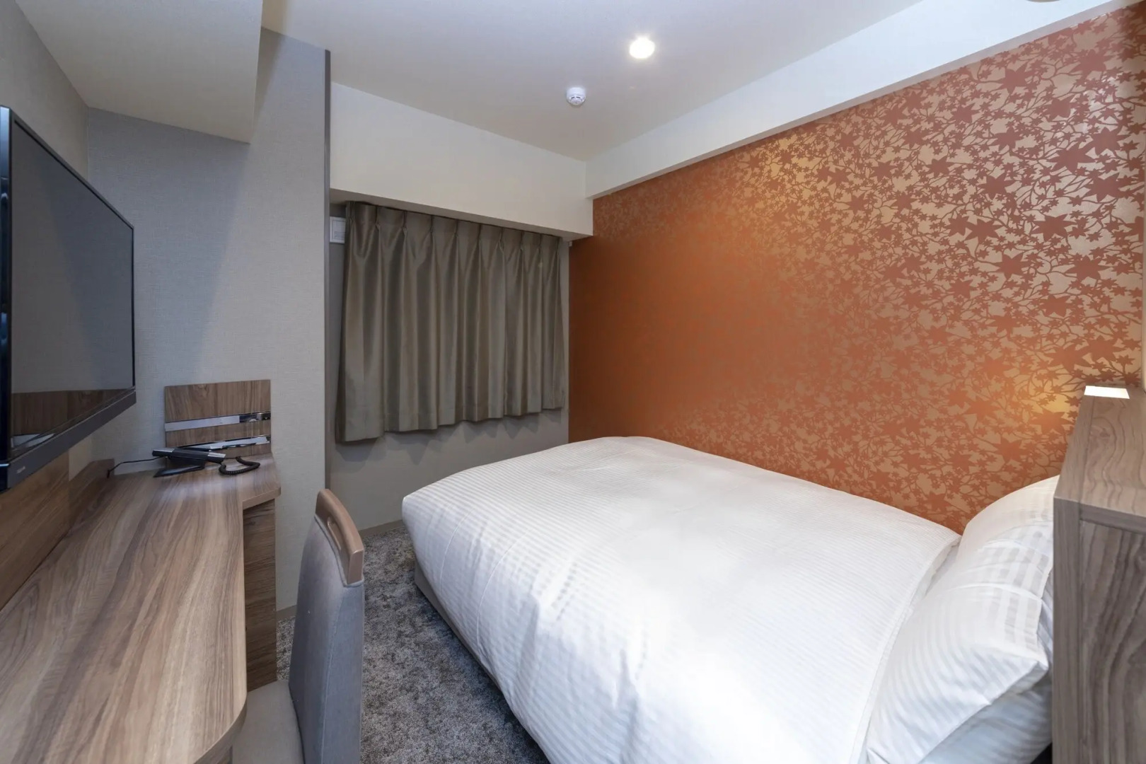 Отель The B Namba-Kuromon