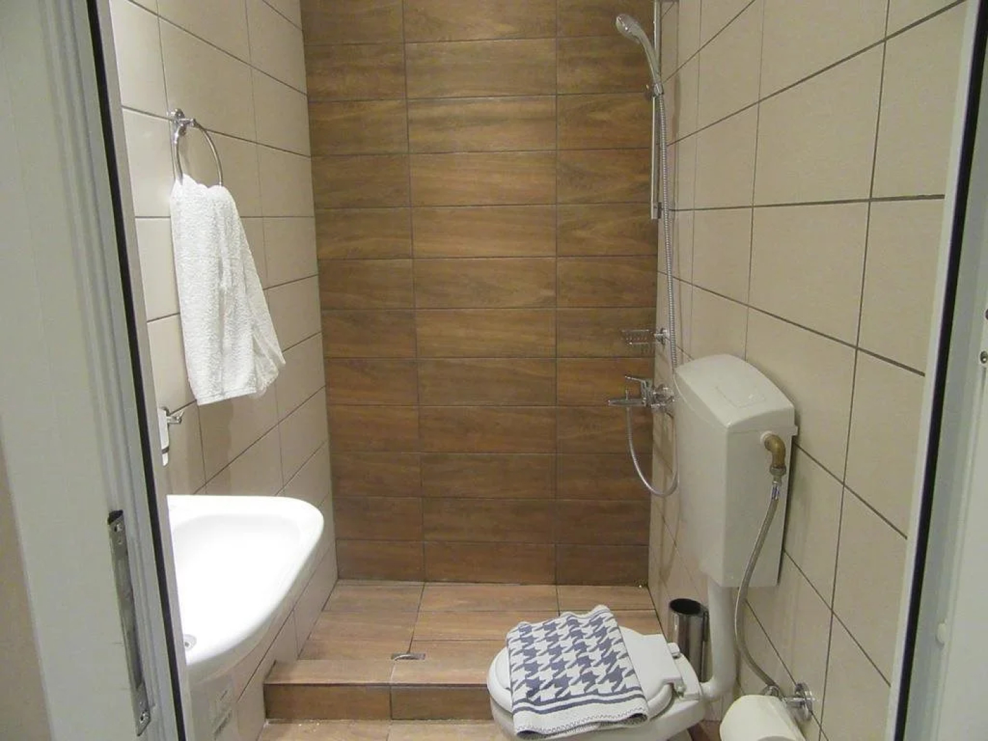 Avra Aparthotel
