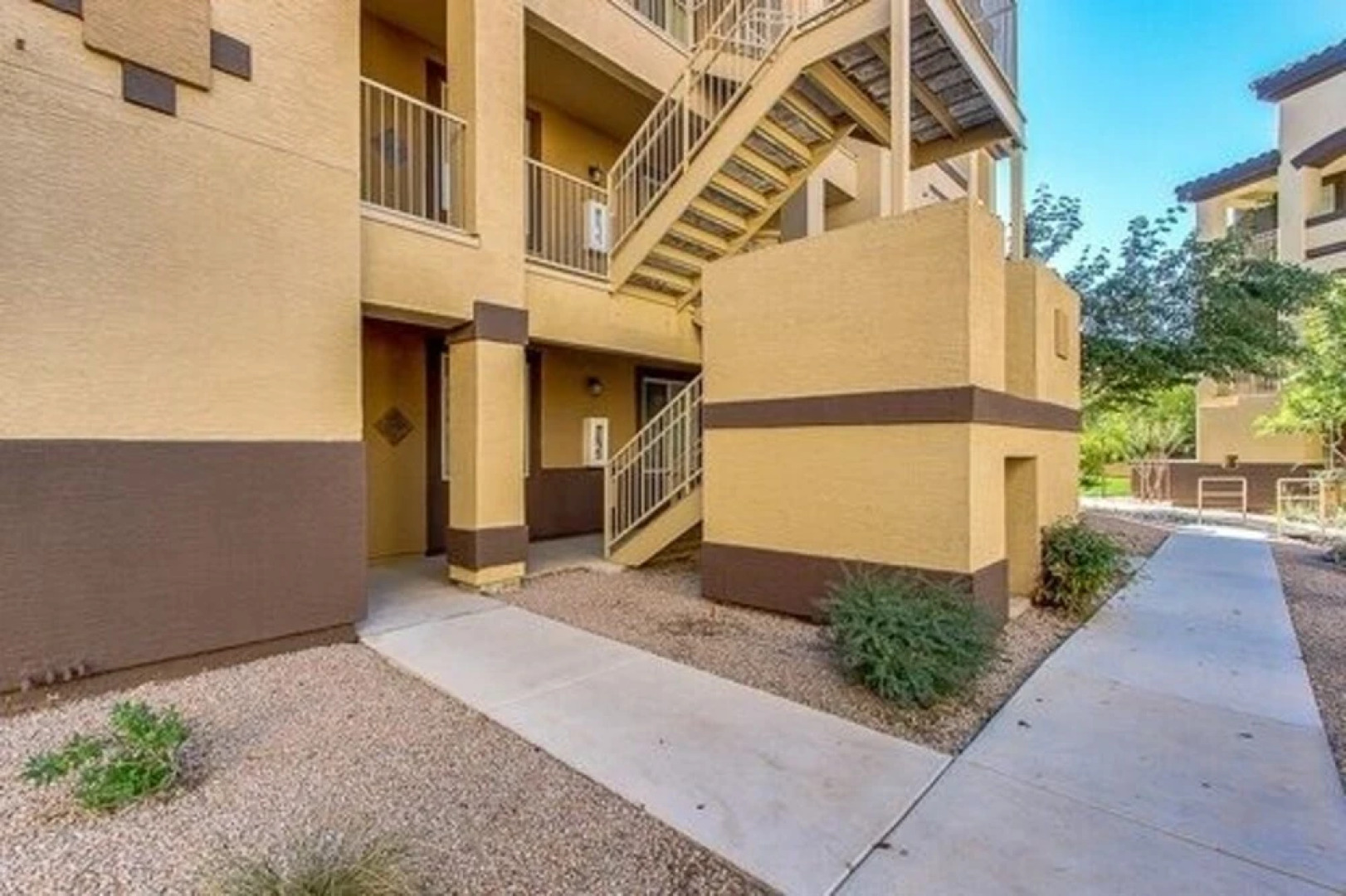 Southern #3116 - 3 Br condo by RedAwning