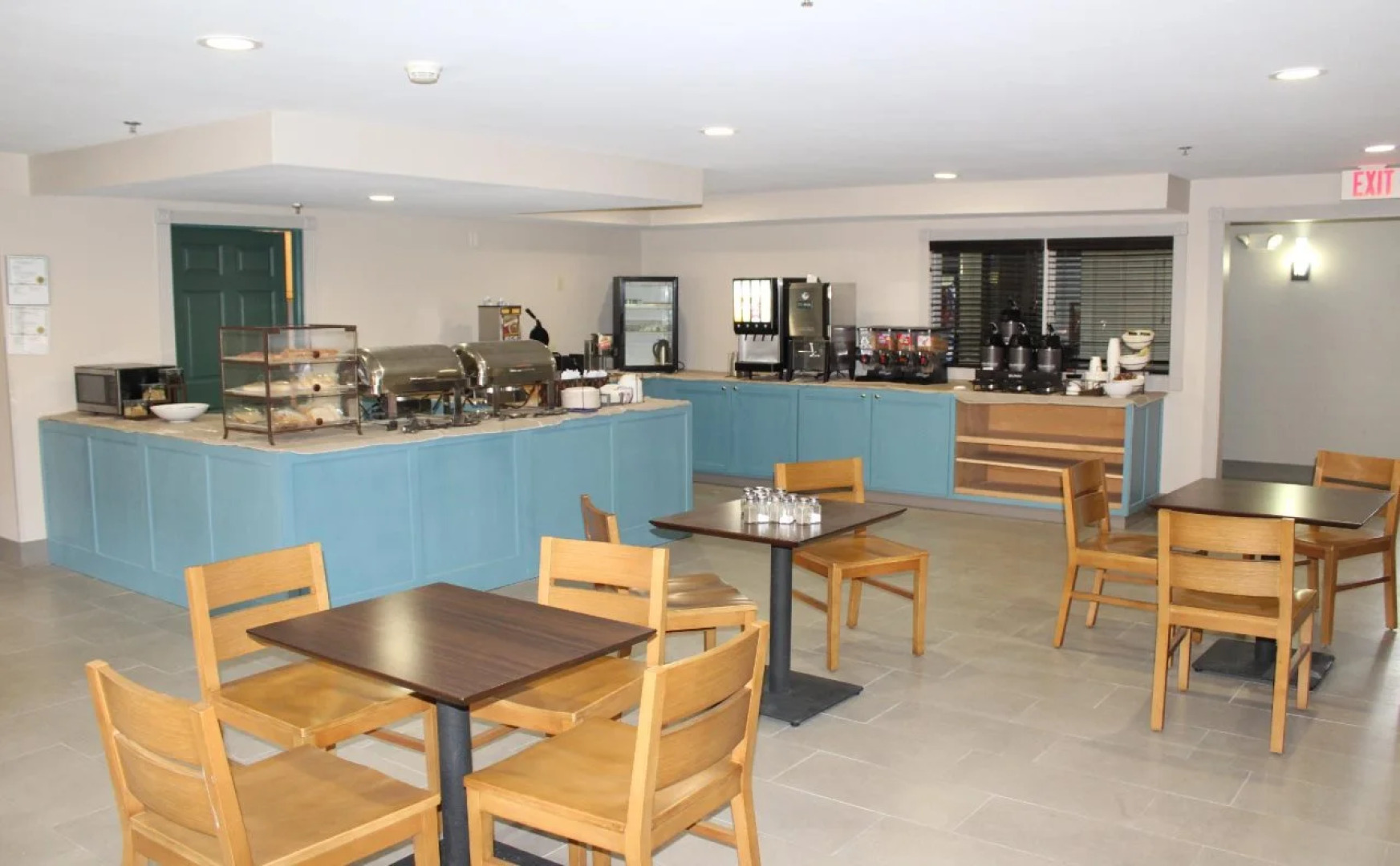 Country Inn & Suites by Radisson, Dubuque, IA