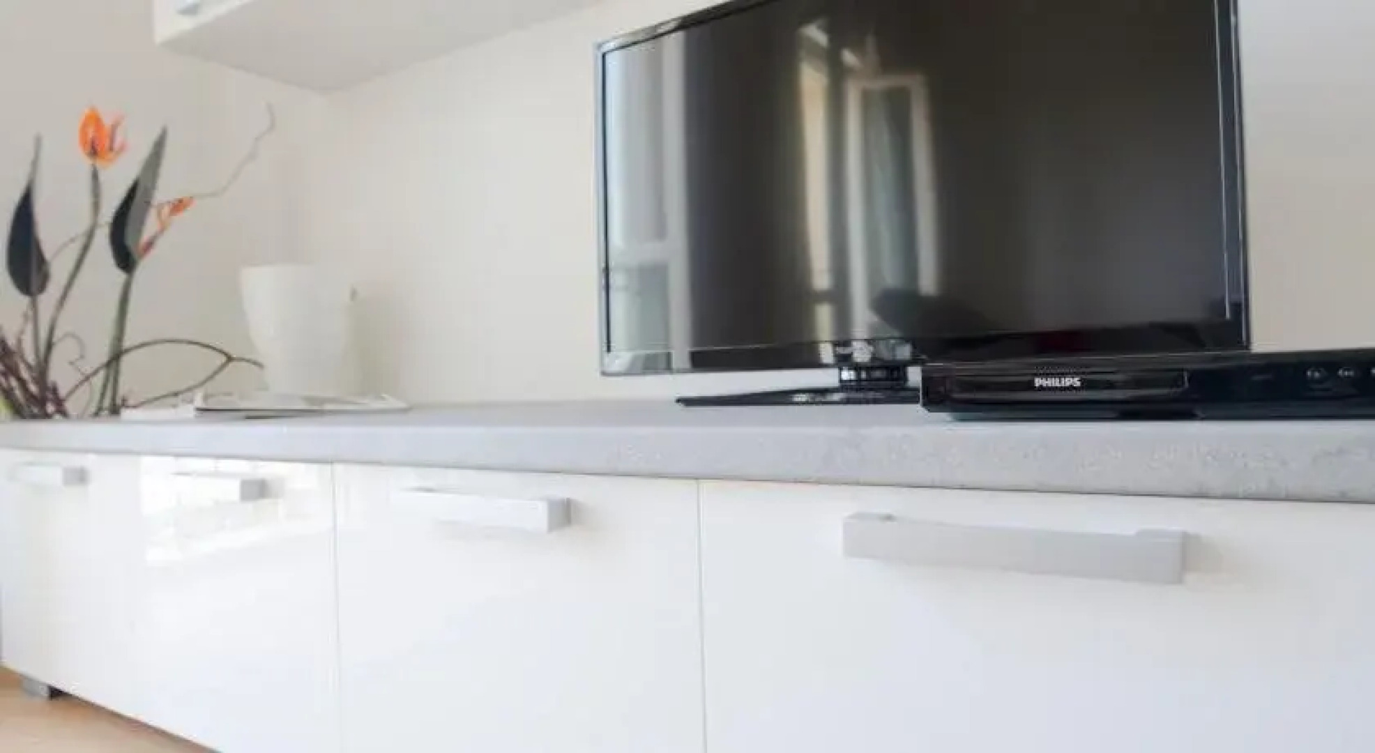 Polpenazze Halldis Apartments