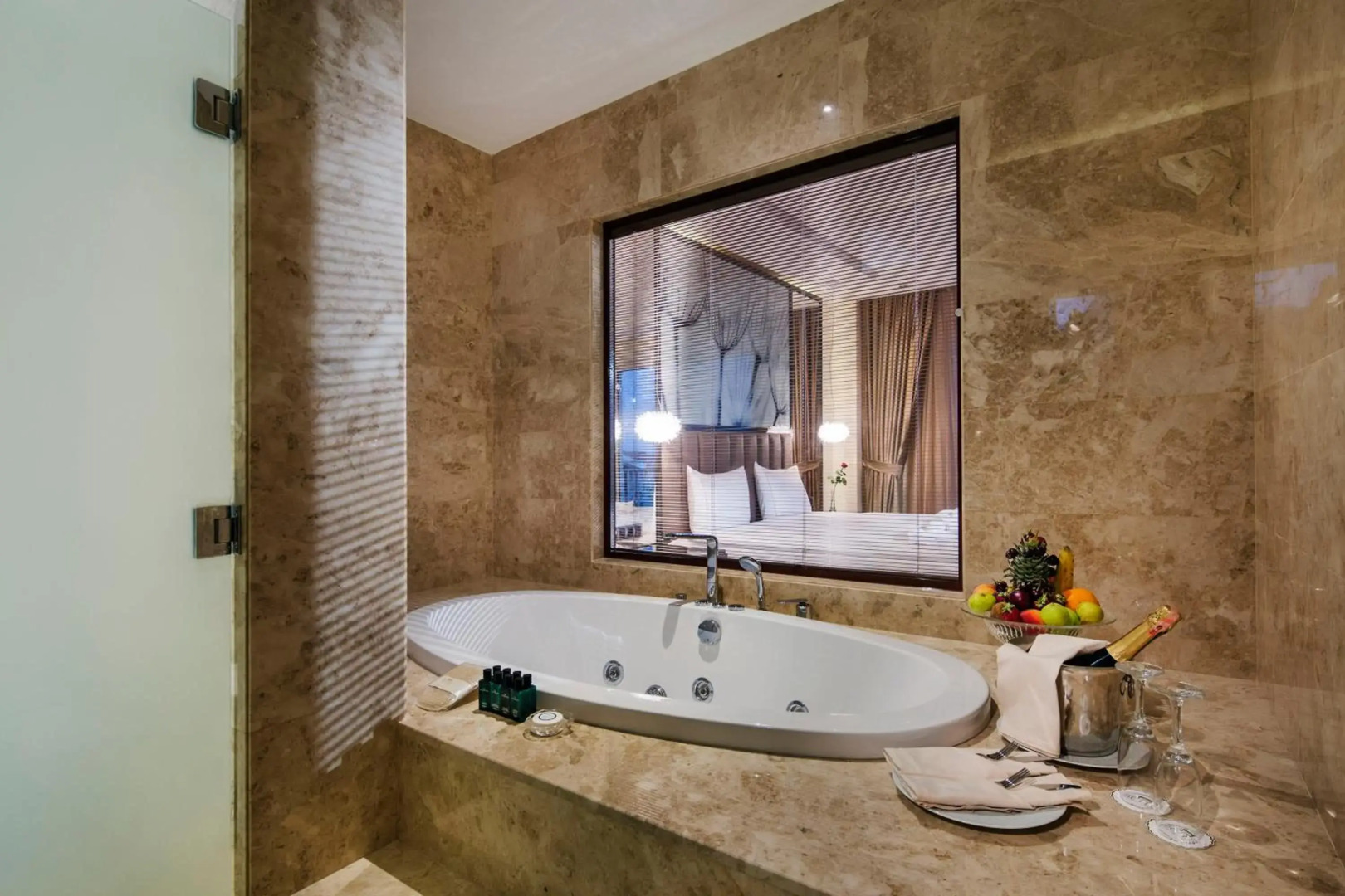 Отель Bellis Deluxe