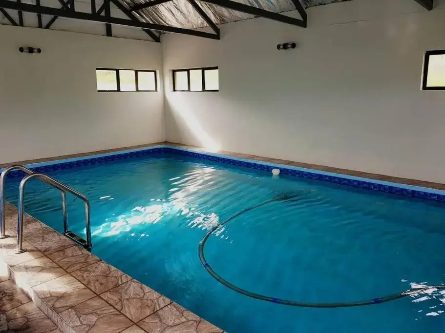 8sIndoor heated pool4 bedroom villaGreat view