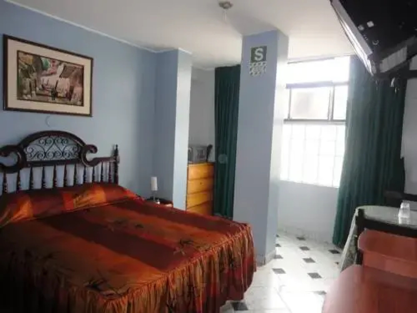 Residencial Aloja Inn