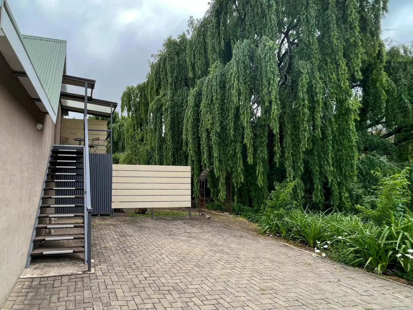 The Clarens Country House