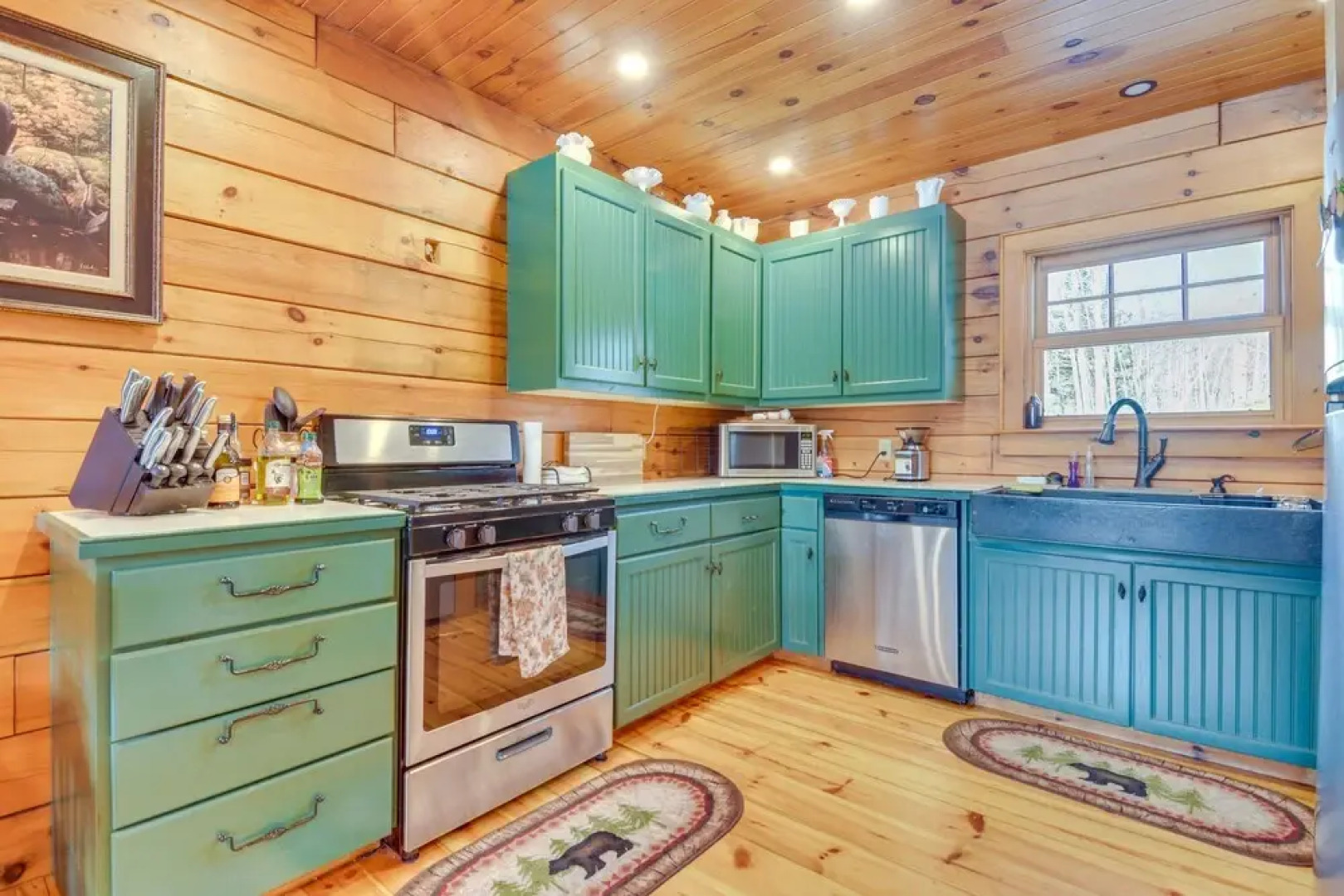 Private Bethel Cabin w/ Covered Deck: 5 Mi to Town