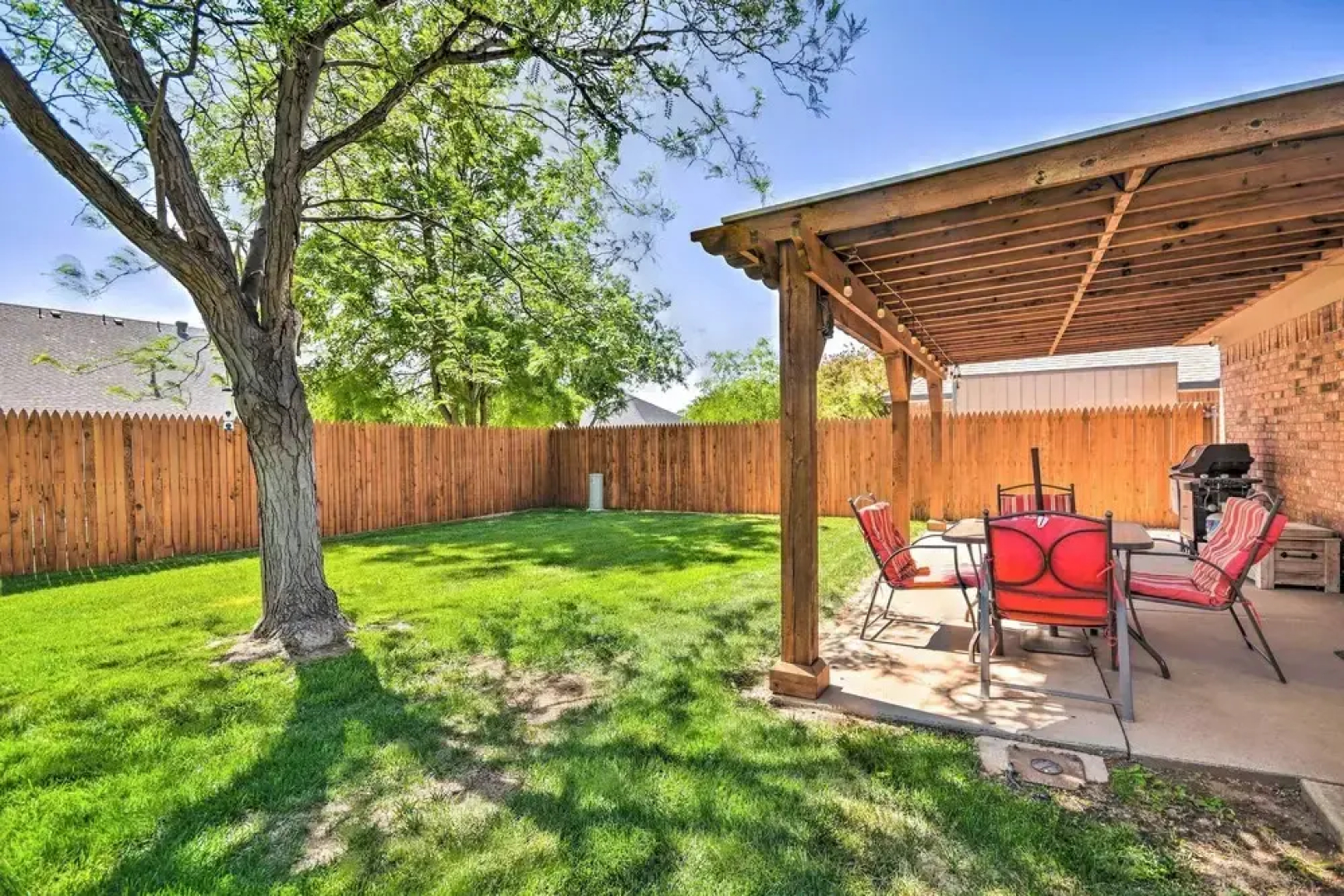 Unique Ranch-style Home < 2 Mi to Downtown!