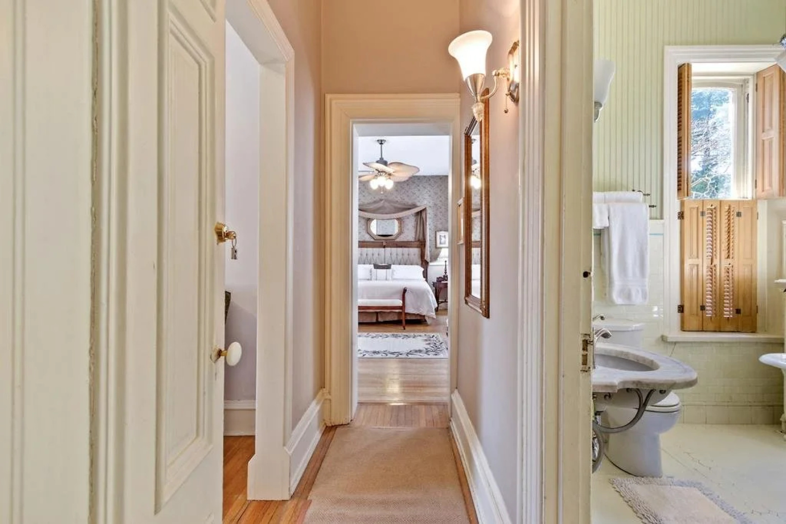 Lovelace Manor Bed and Breakfast