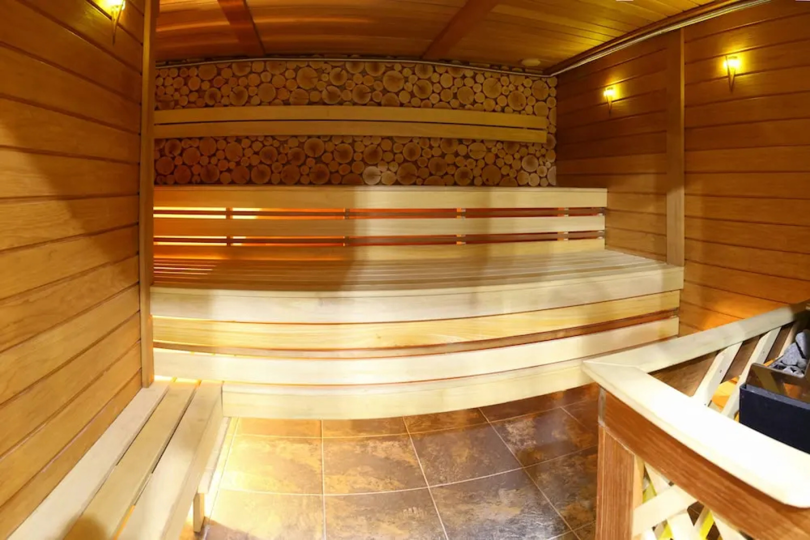 Grand Admiral Resort & SPA