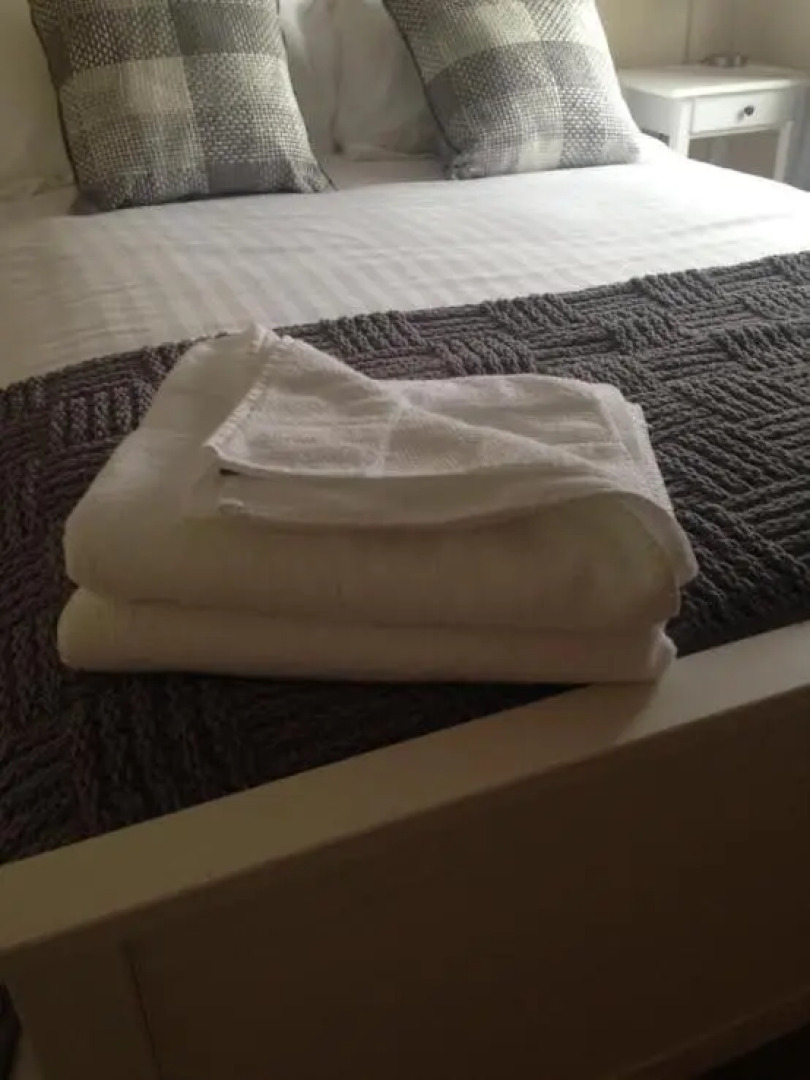 The View, 22 School Park