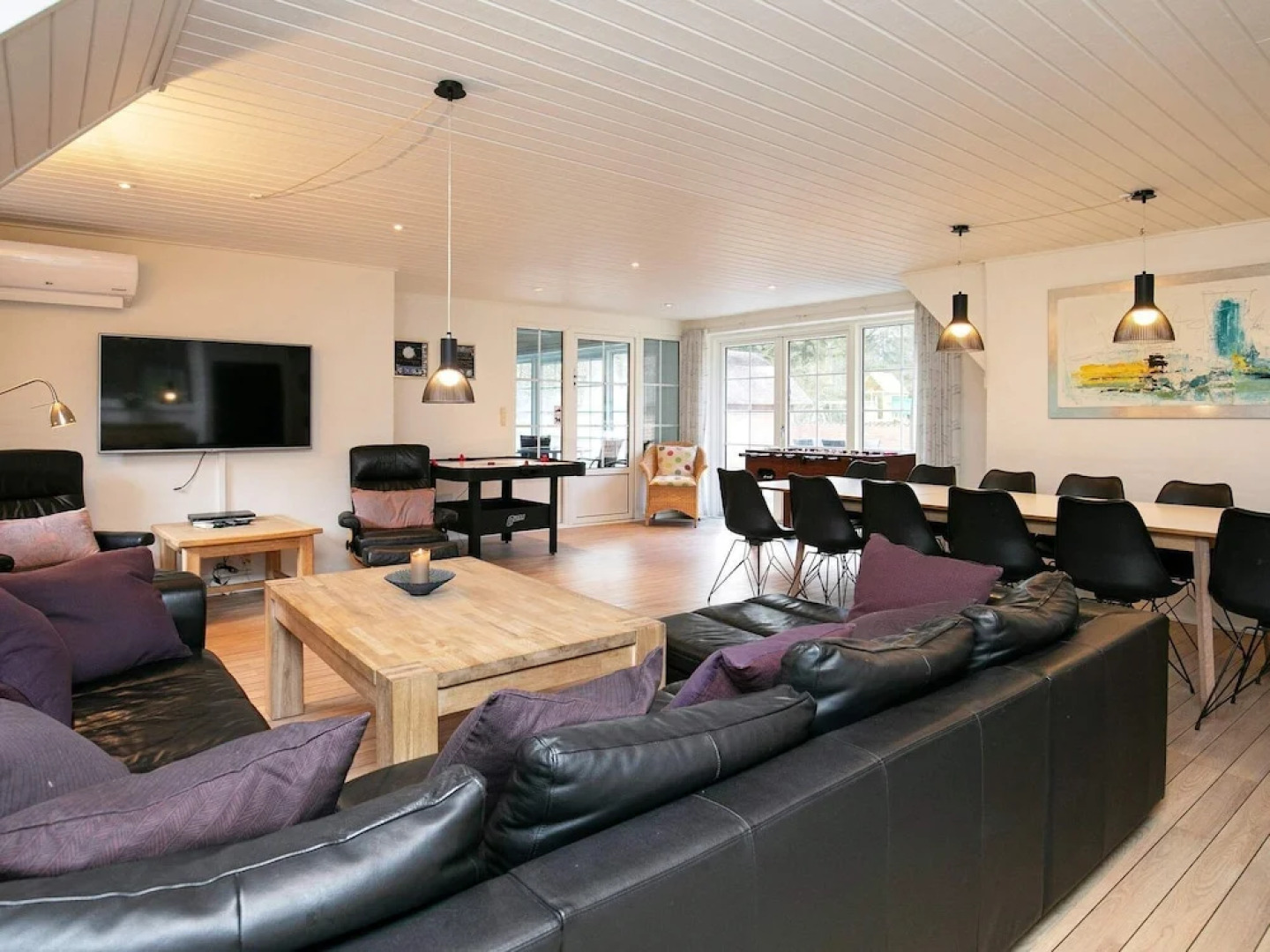 Spacious Cottage in Ulfborg With Indoor Pool