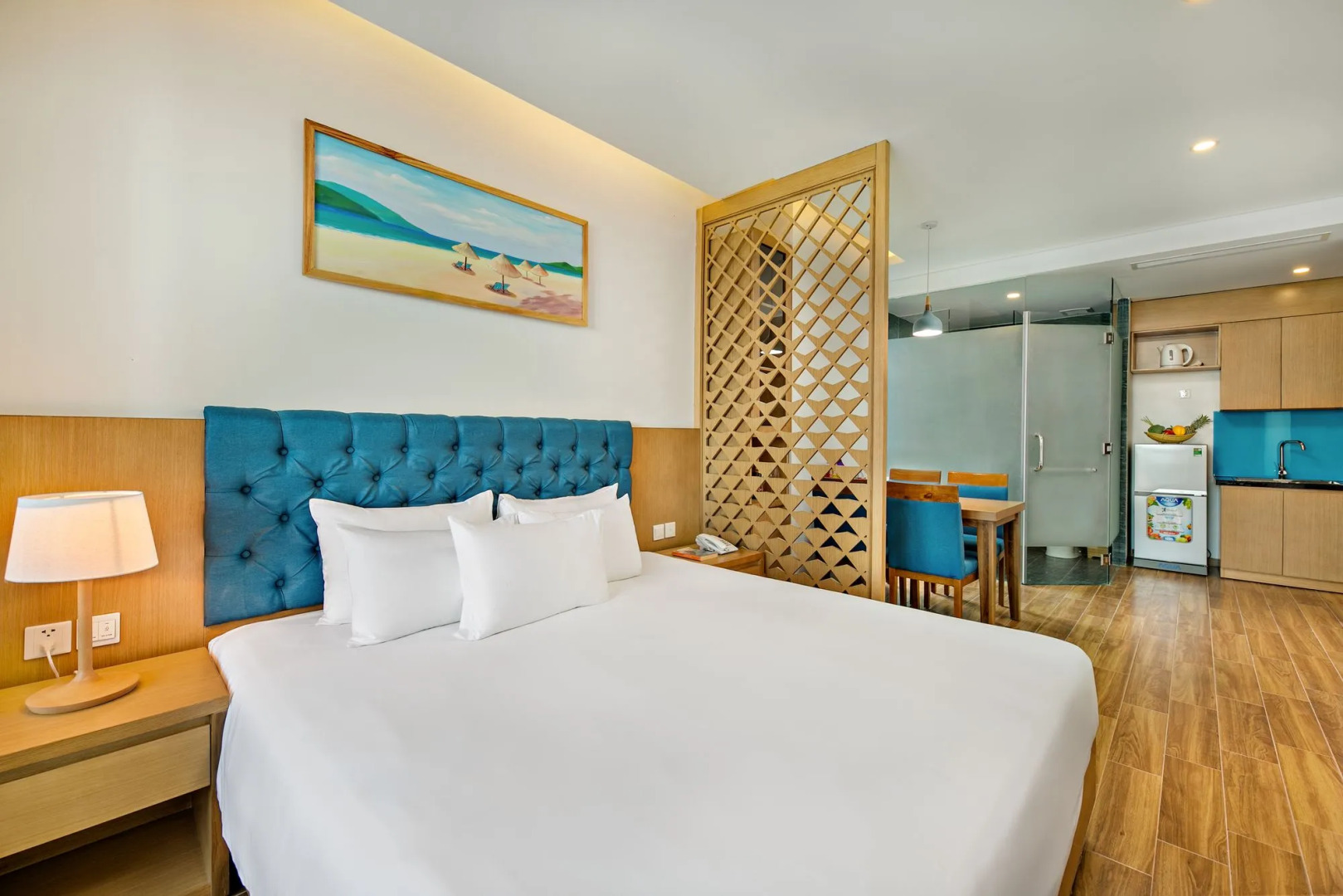 Seashore Hotel & Apartment