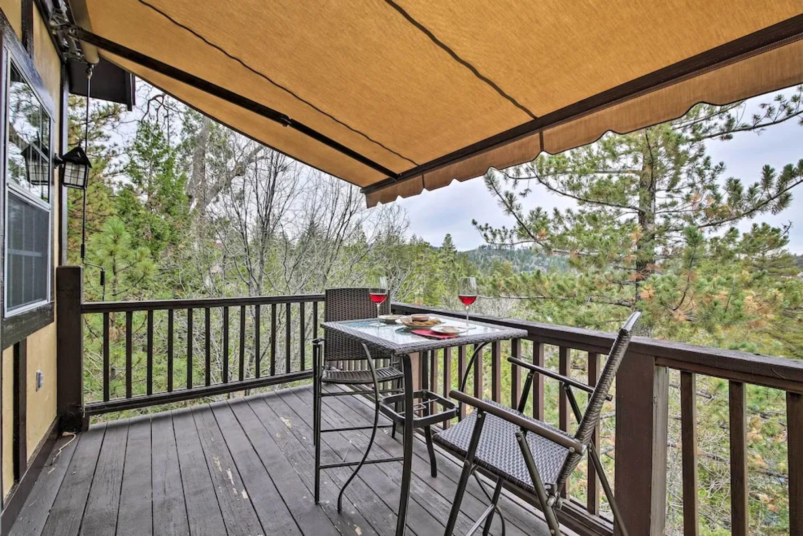 Luxe Lake Arrowhead Home w/ Deck, 3 Mi to Village!