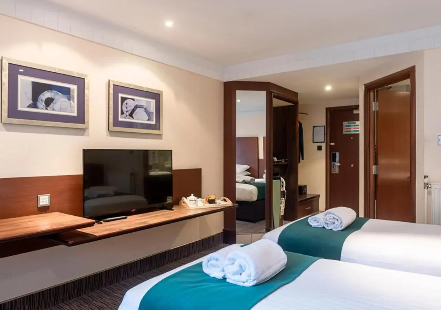 Thatchers, BW Signature Collection