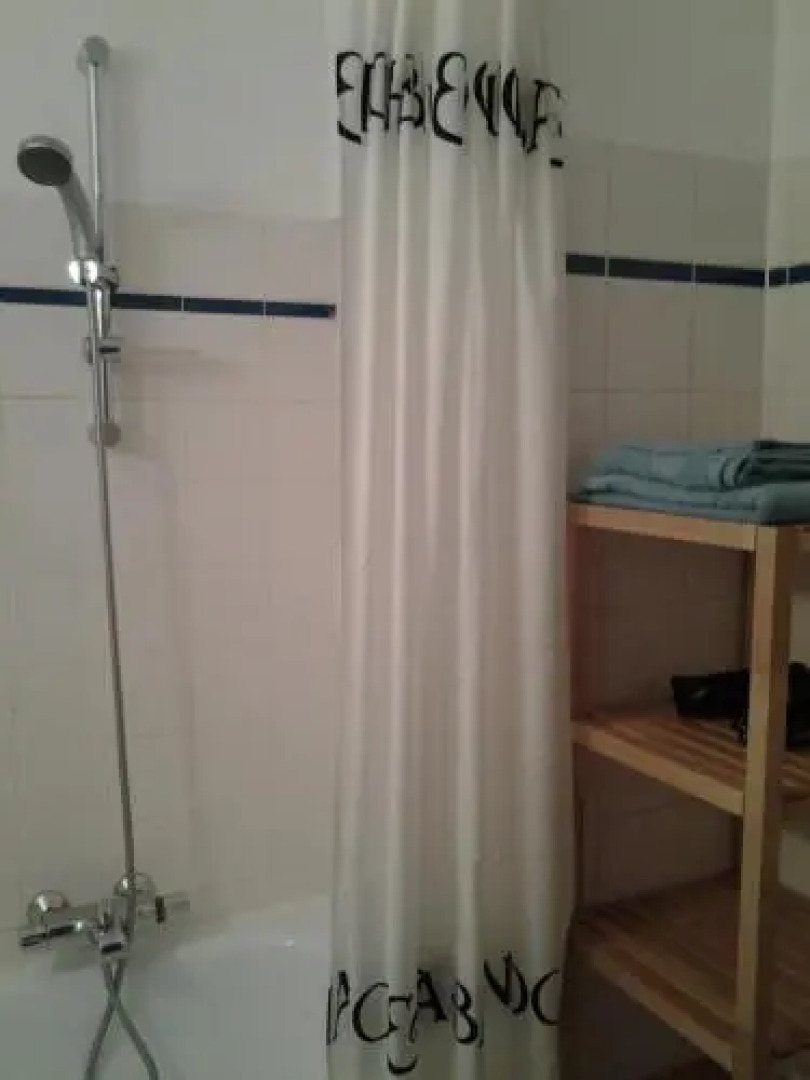 Zonnig Appartement met Zeezicht