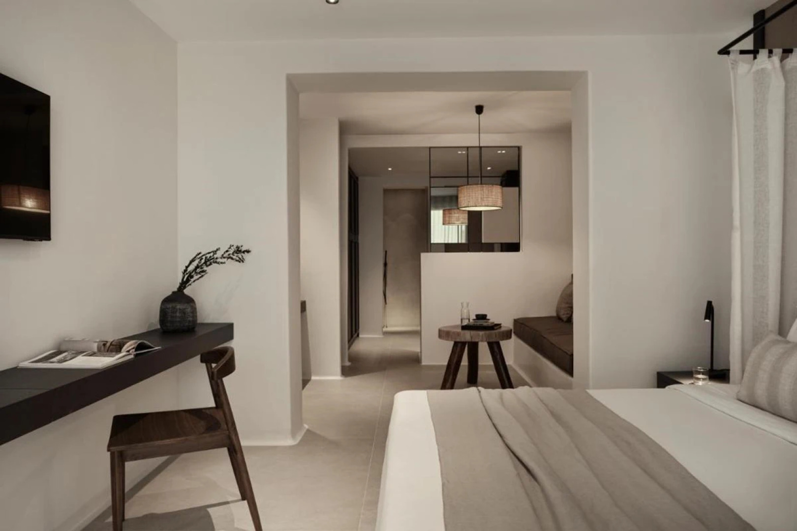 Ezio Bo Luxury Living