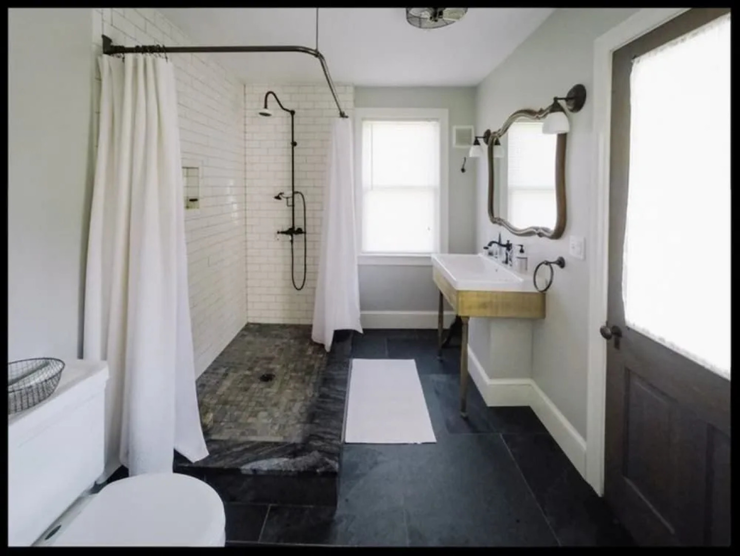 Burdett House Bed & Breakfast