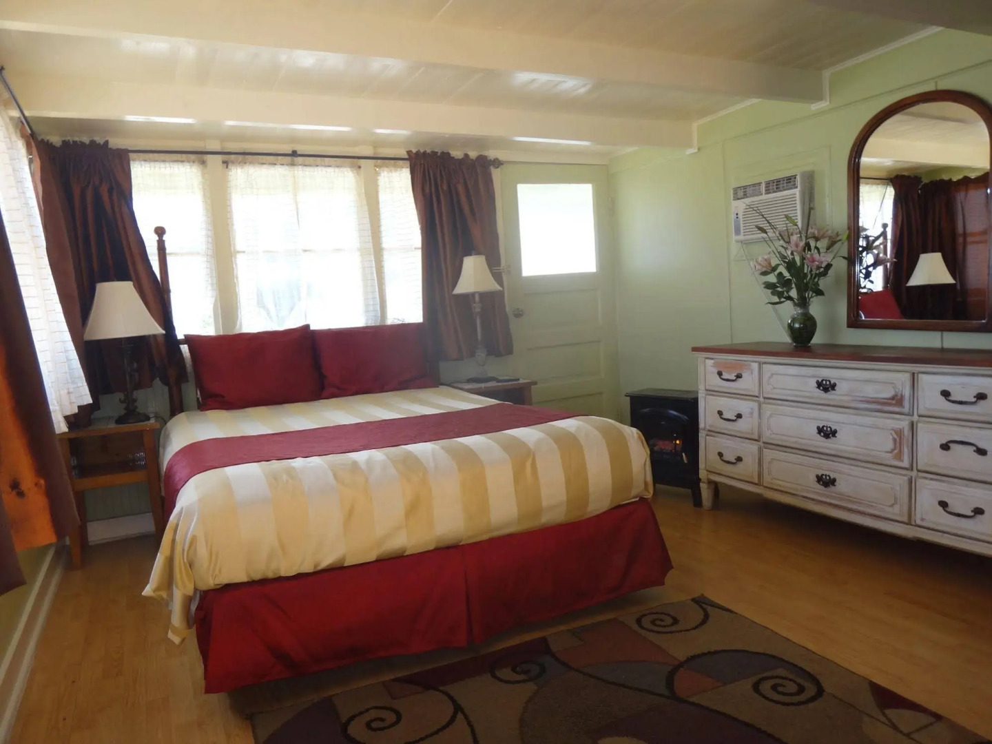 La Paloma Las Flores