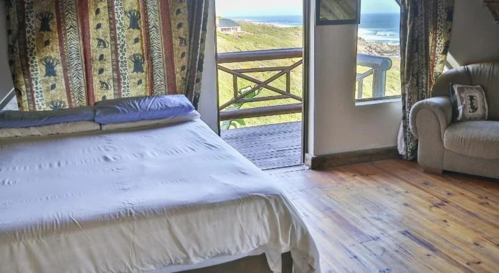 Oyster Bay Beach Lodge