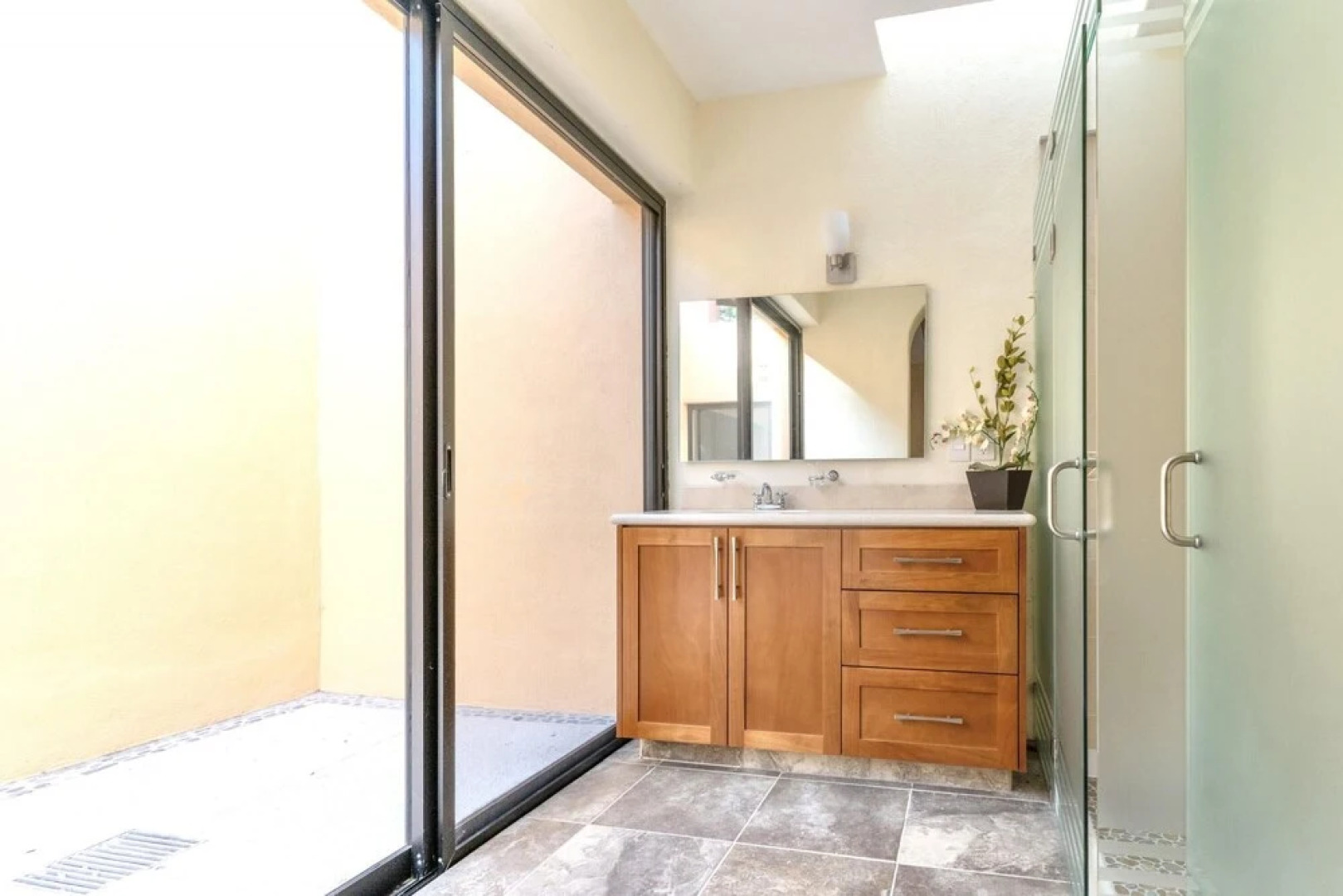 Beautiful 2 Bedroom Single House Hamacas