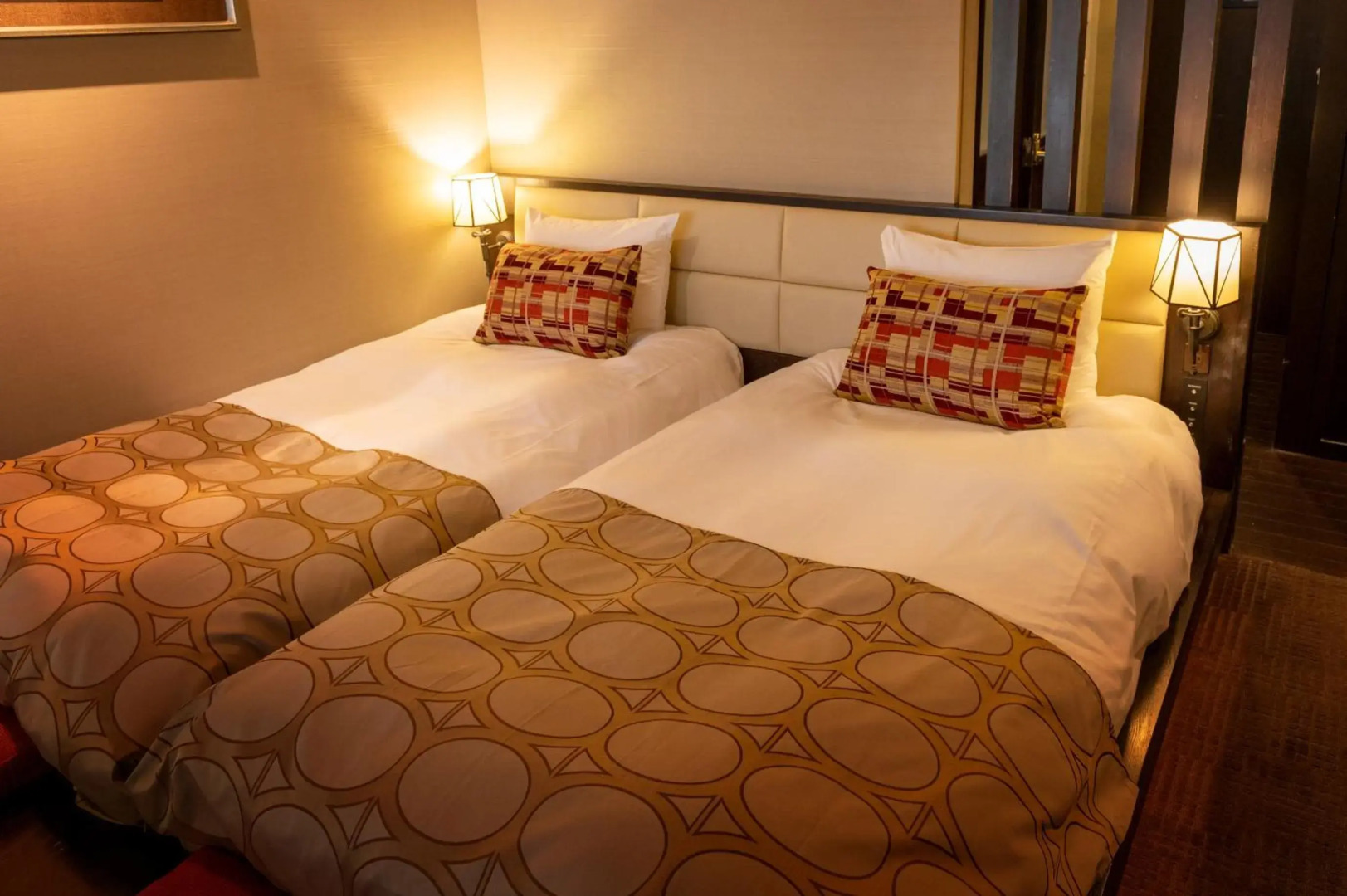 Town In Town Hotel Bangkok