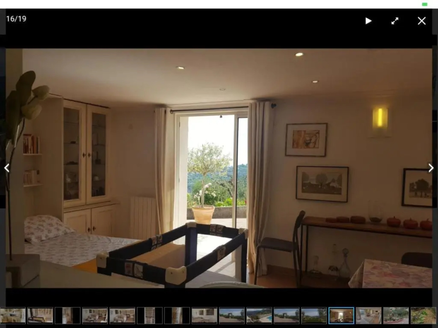 Room in Apartment - Beautiful F1 standing swimming pool, view