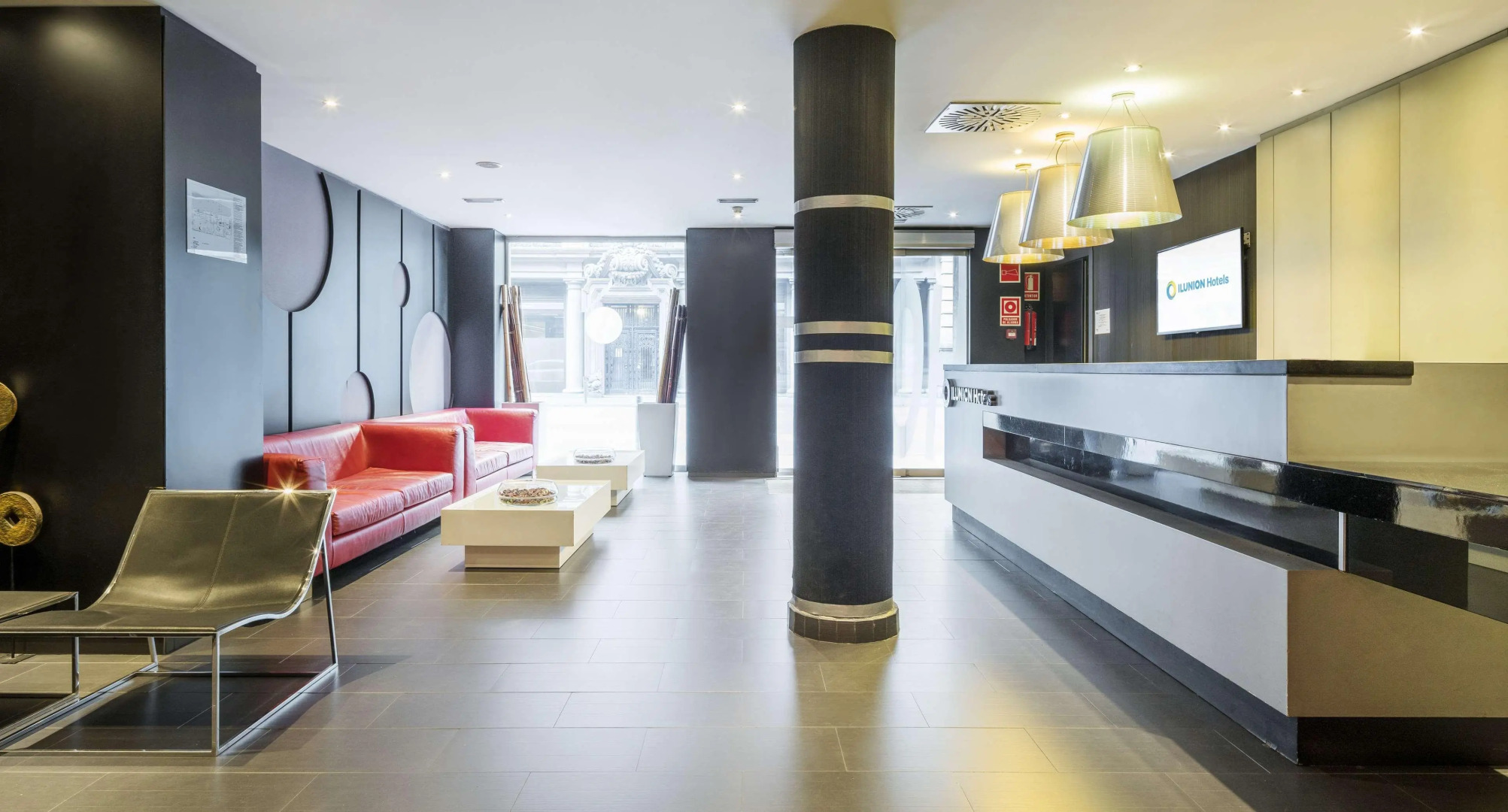 Hotel ILUNION Almirante