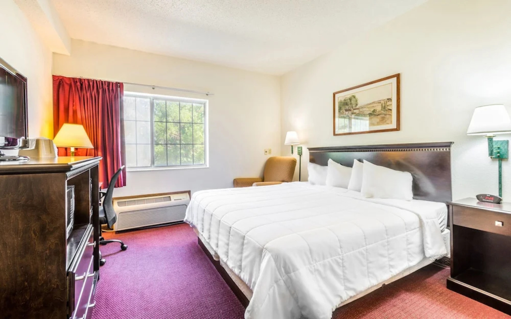 Wamego Inn And Suites