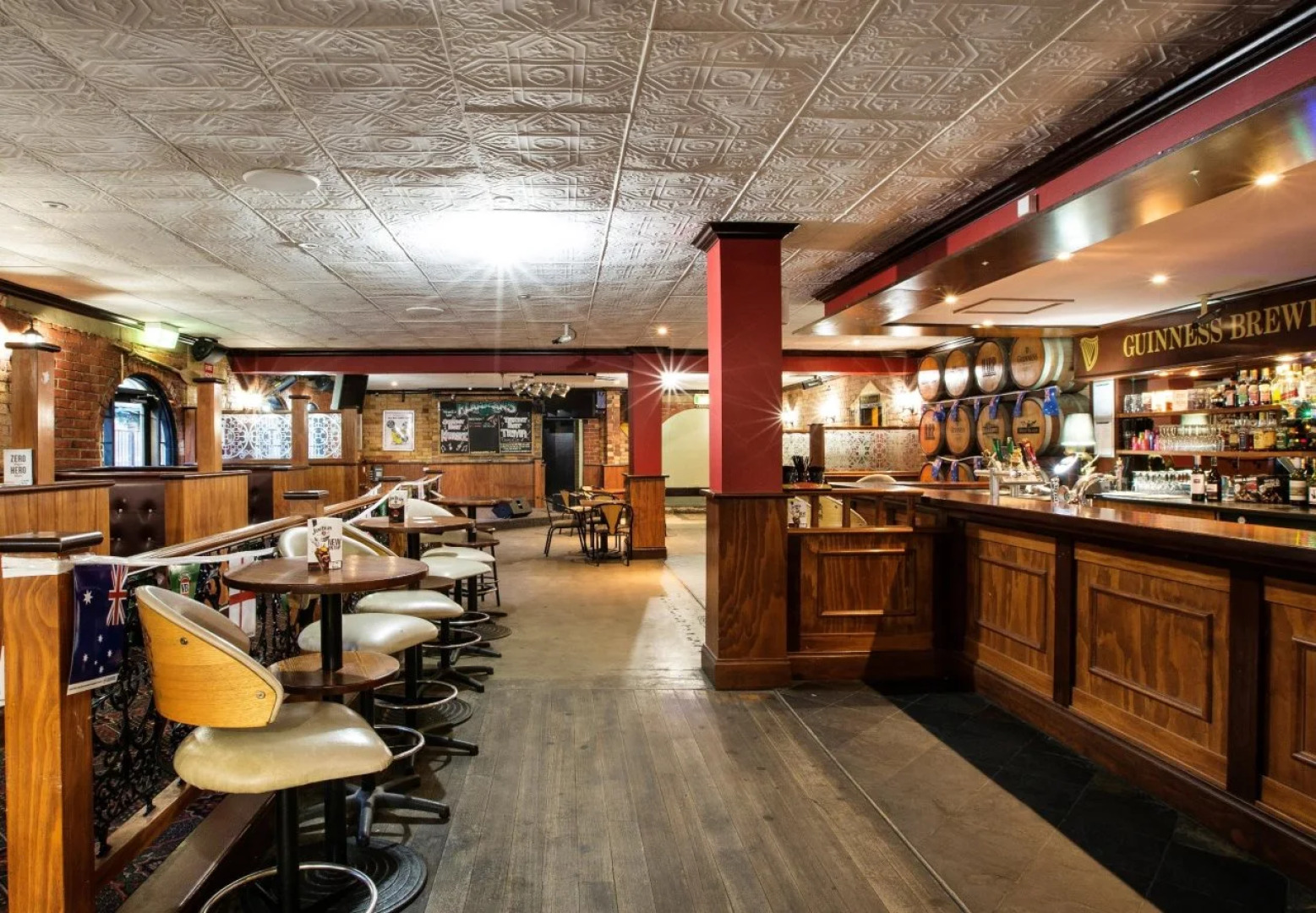 Nightcap at Ferntree Gully Hotel Motel