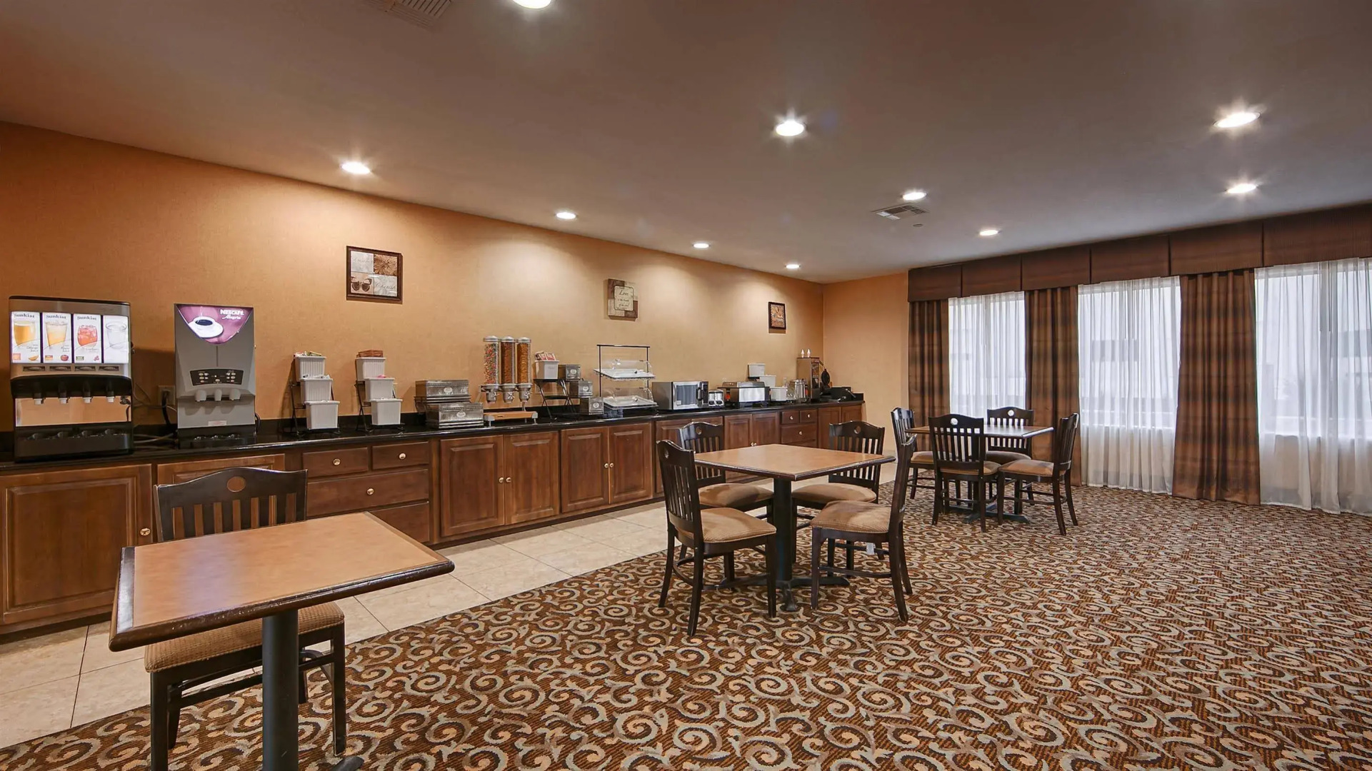 Best Western Bastrop Pines Inn