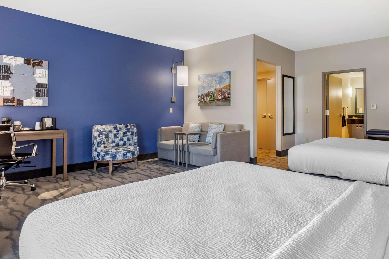 Best Western Plus Castlerock Inn & Suites