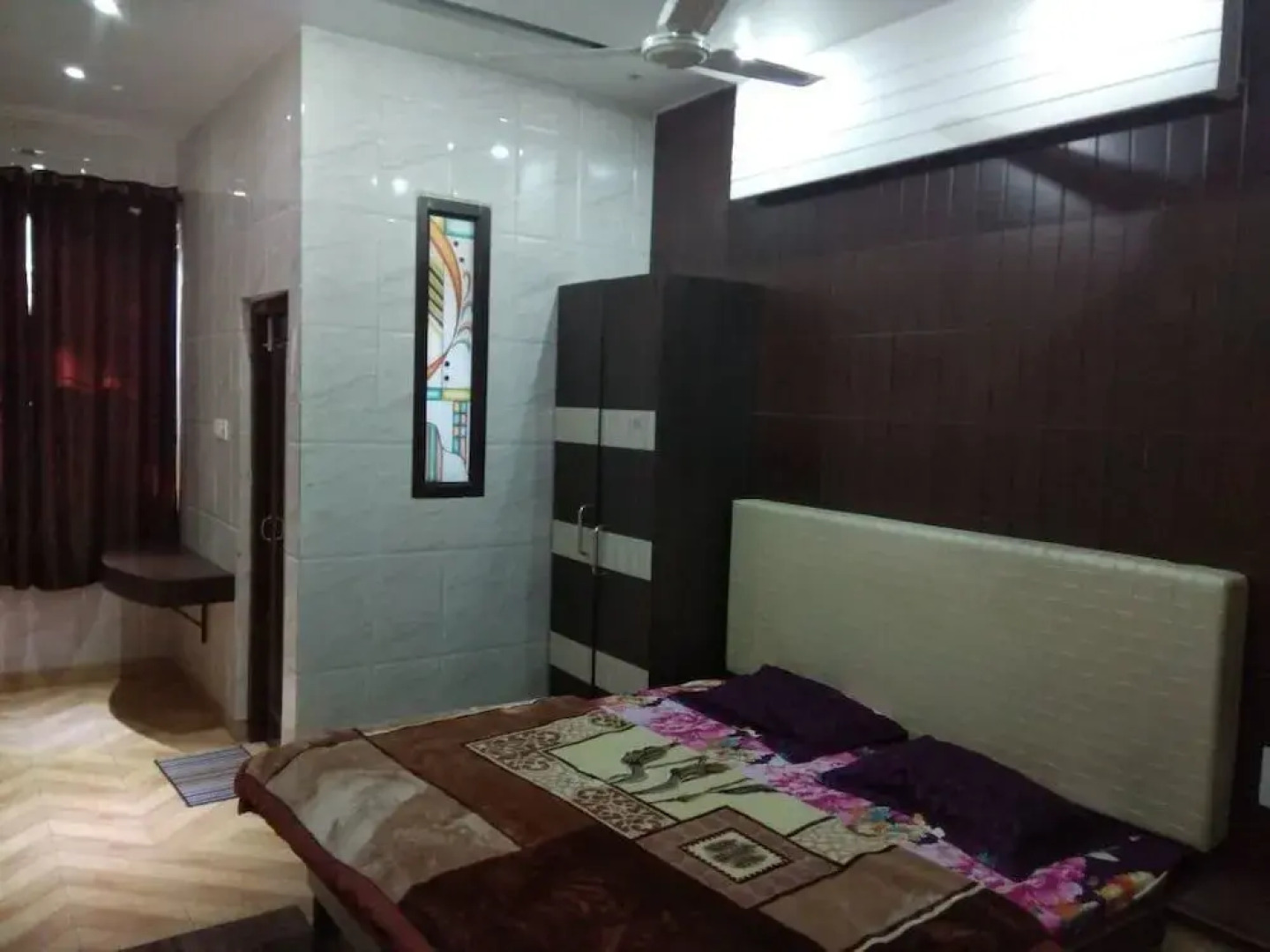 Hotel Holy City Paradise inn