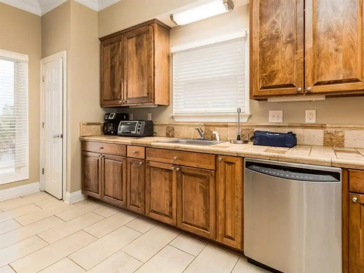 Beach Mouse East by Meyer Vacation Rentals