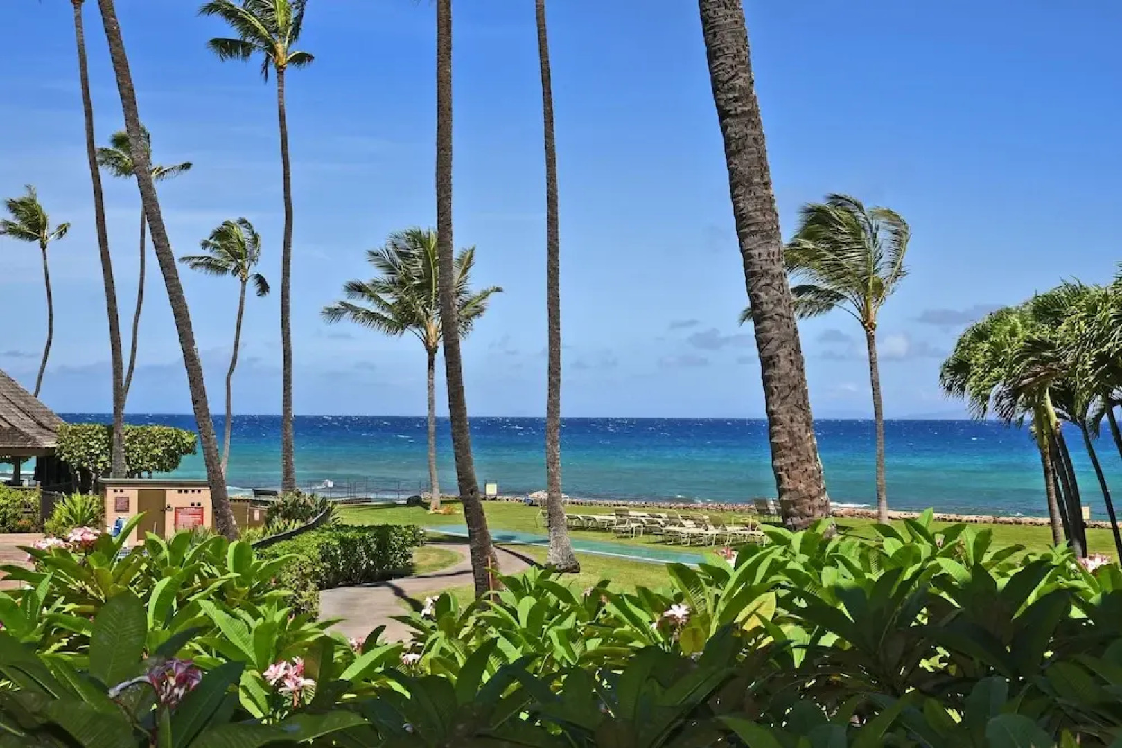 Papakea #b207 Studio Bedroom Condo by RedAwning