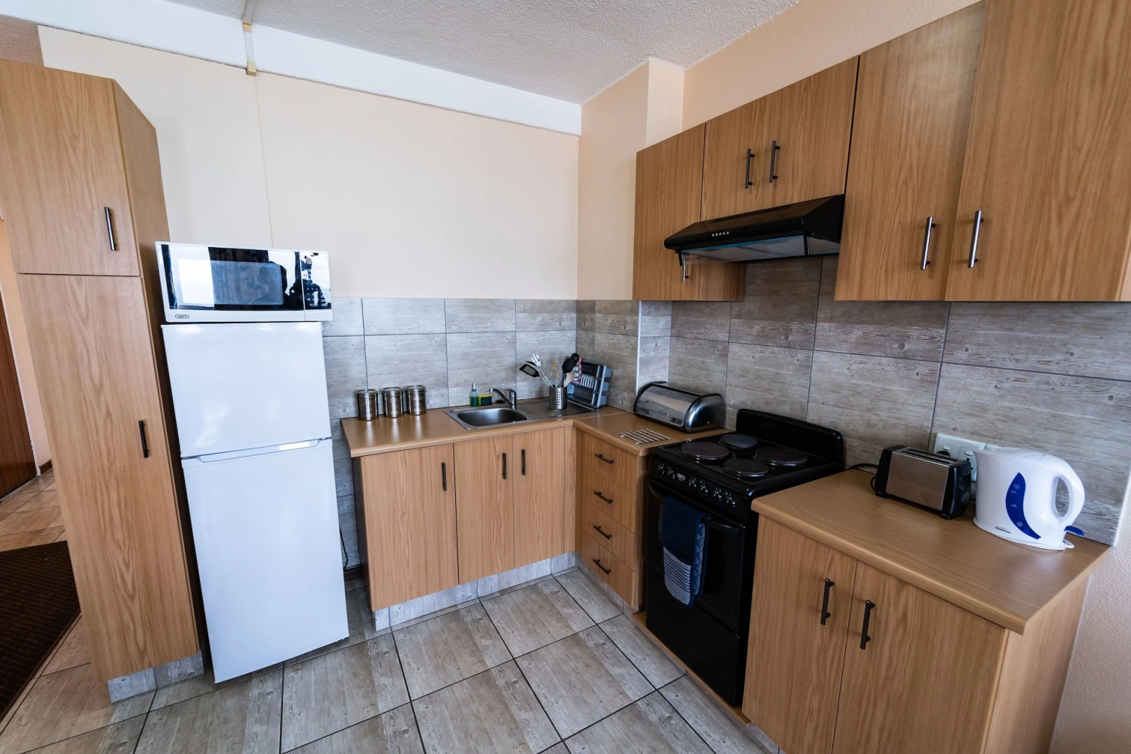 Gooderson Tropicana Hotel