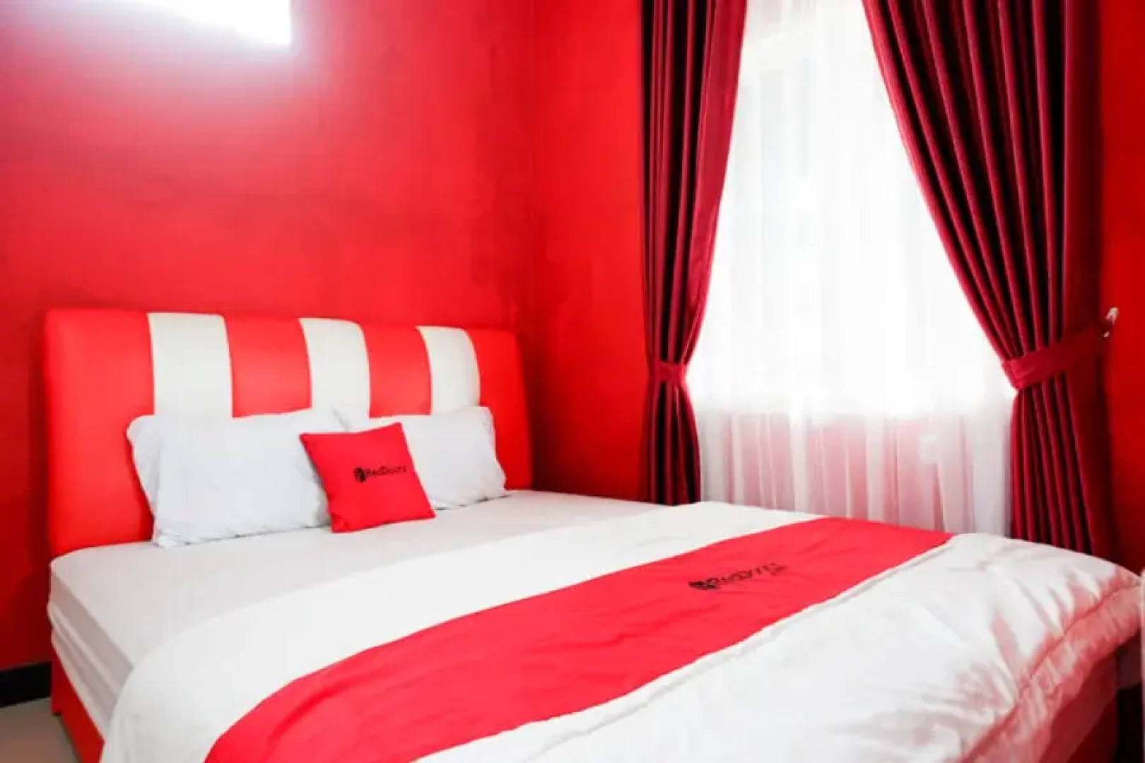 RedDoorz near Terminal Mendolo Wonosobo