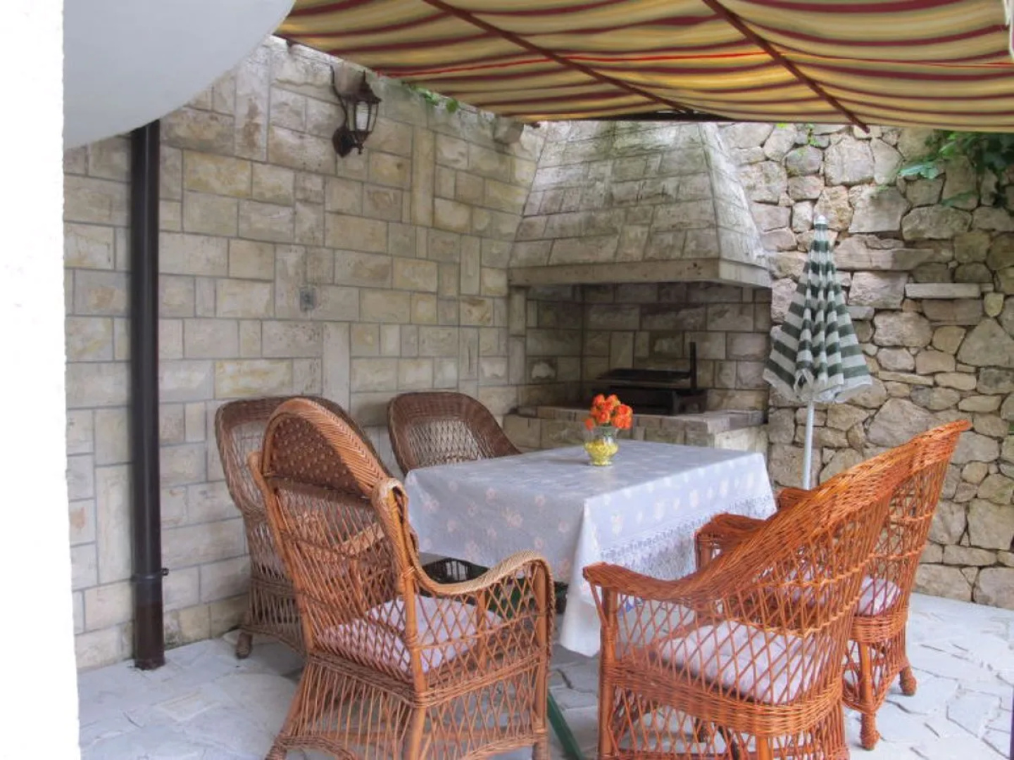 Five-Bedroom Holiday Home in Rovanjska