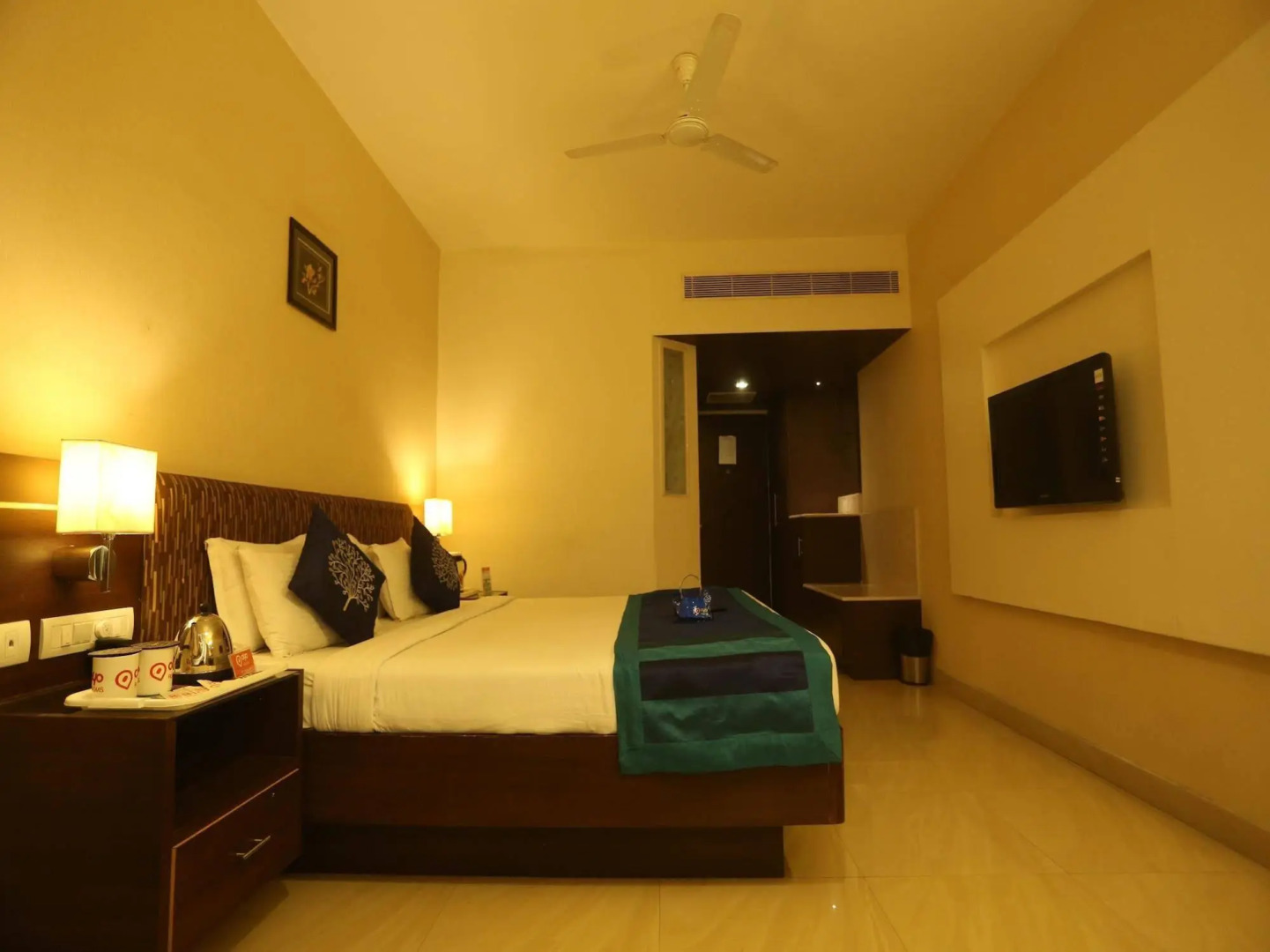 OYO Premium Trichy Railway Station