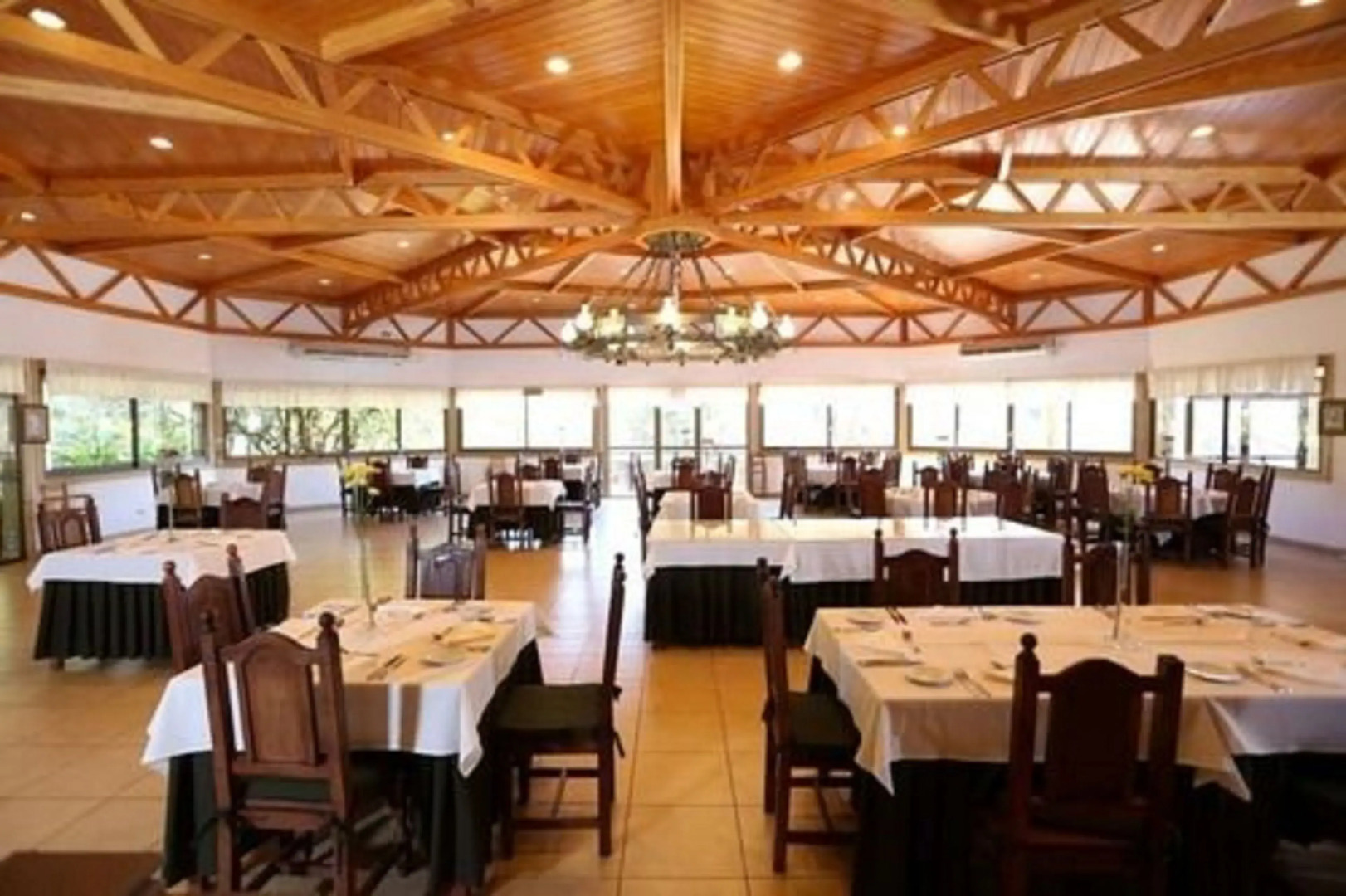 Hotel Cabanas del Parque