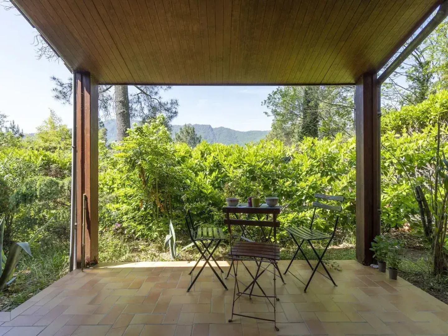 Tranquil Villa in Les Salelles