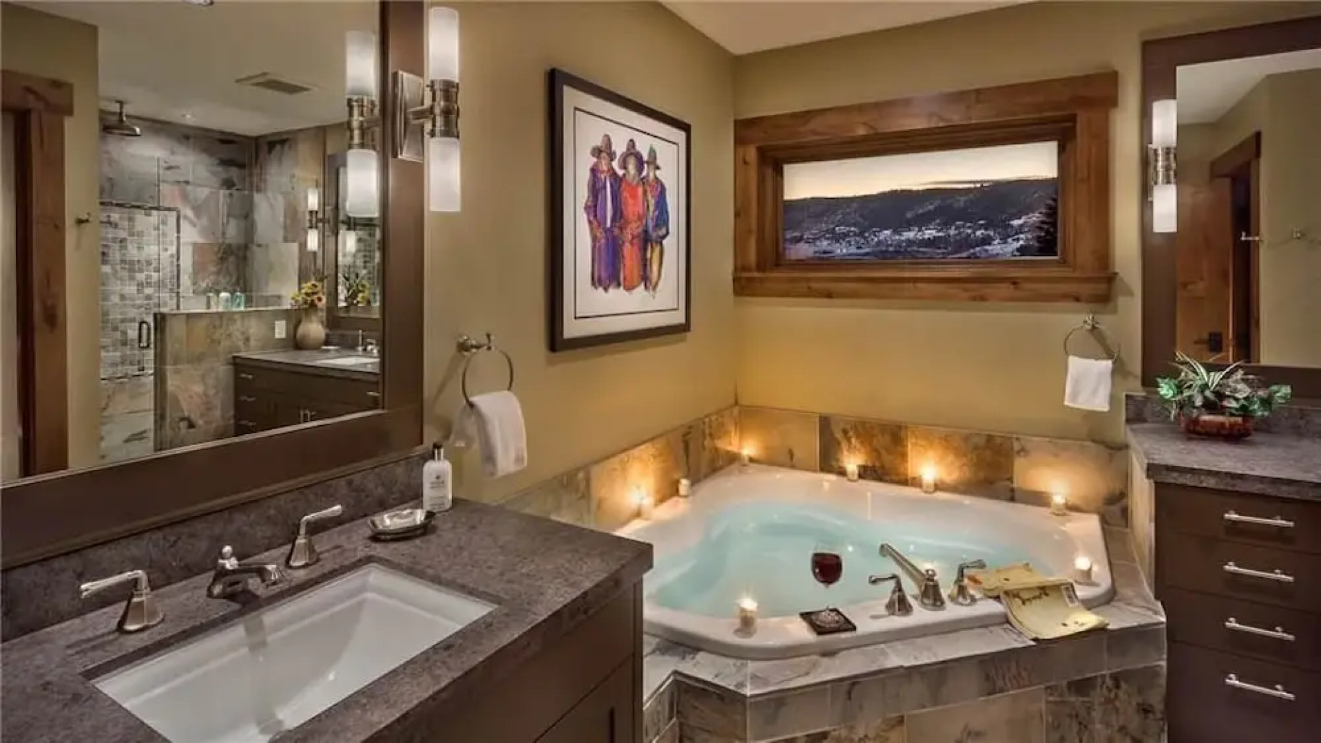 Cougar Mountain 501 4 BedroomCondo By Moving Mountains