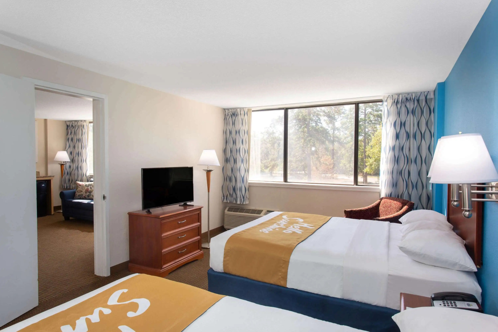 Days Inn & Suites by Wyndham Tallahassee Conf Center I-10