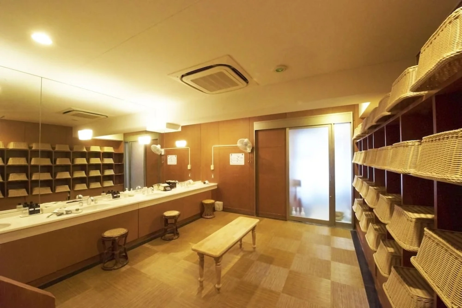 Yutorelo Bandai Atami