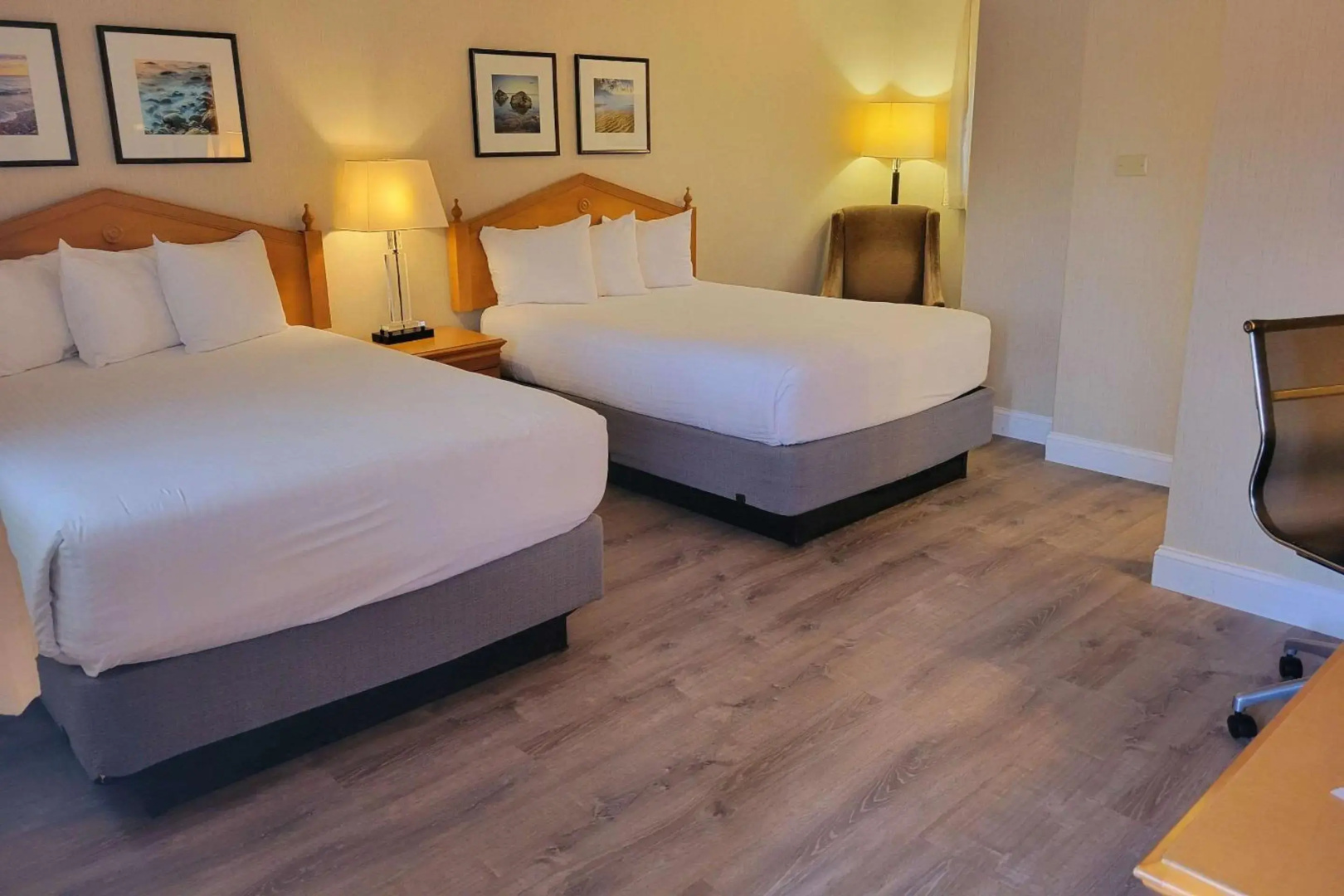 Port Inn and Suites Portsmouth, an Ascend Collection Hotel
